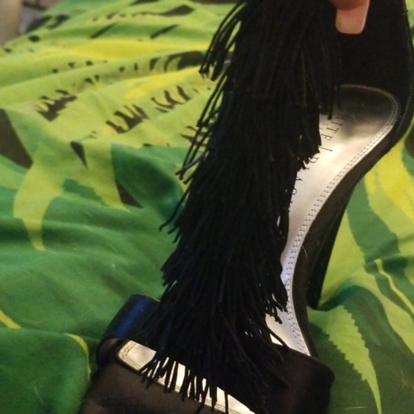 Shoes - Picture 3 of 3